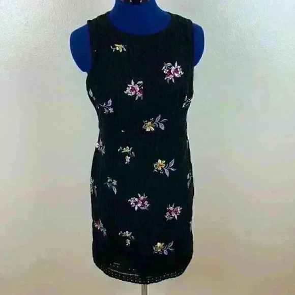 Ann Taylor Dresses & Skirts - Ann Taylor Petite sheath dress. Black eyelet with floral embroidery. 6P